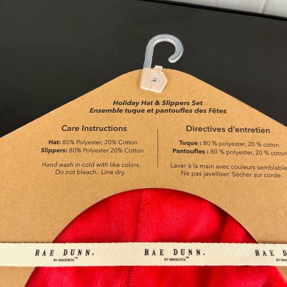 NWT Rae Dunn Holiday Hat and Slipper Set - Picture 3 of 5